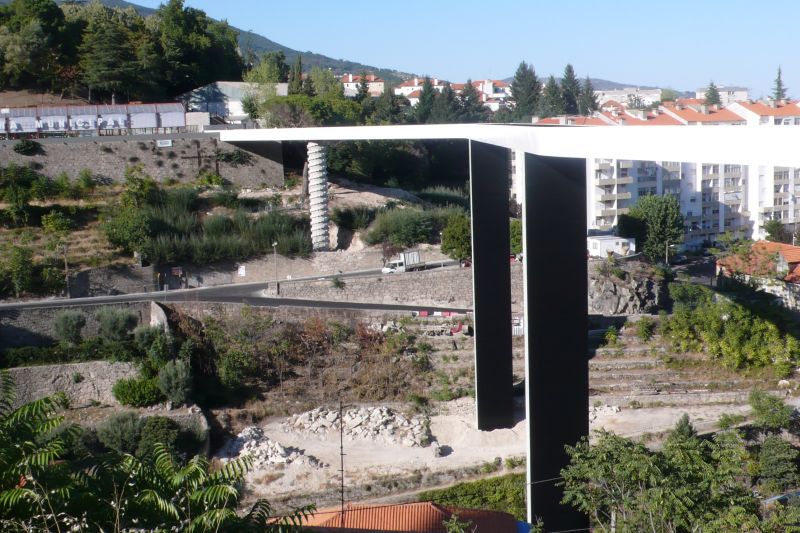 Pont piétonnier sur la Ribeira da Carpinteira