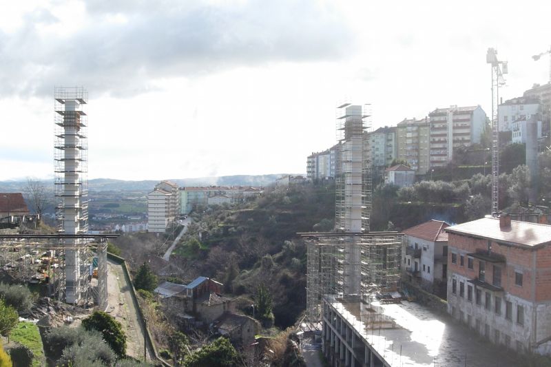 Ponte Pedonal sobre a Ribeira da Carpinteira