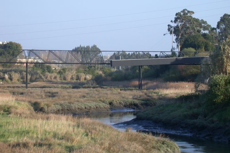 Pedestrian Bridge over the Esteiro de S. Pedro