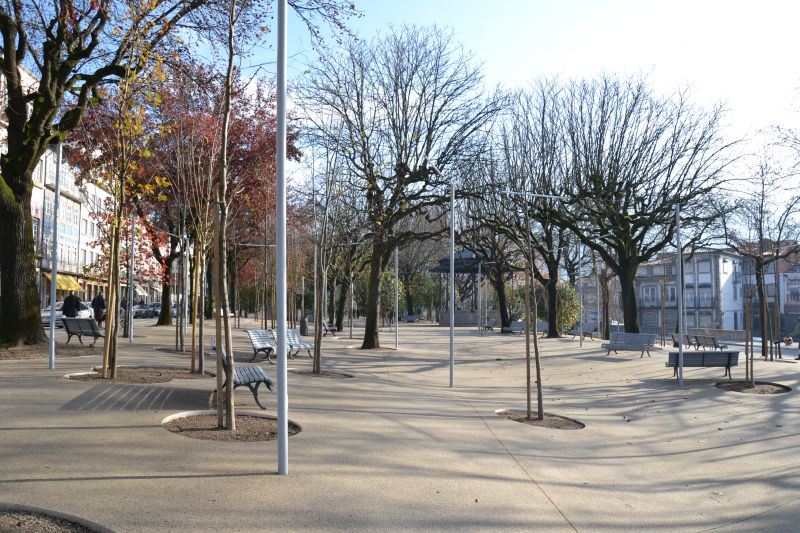 Requalification urbaine de Place du Toural, Route S. Dâmaso et Rue Sto António