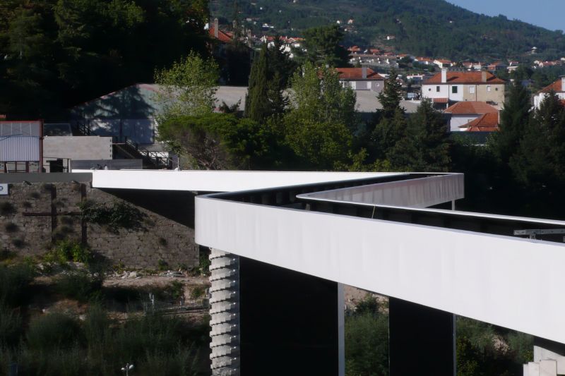 Pont piétonnier sur la Ribeira da Carpinteira