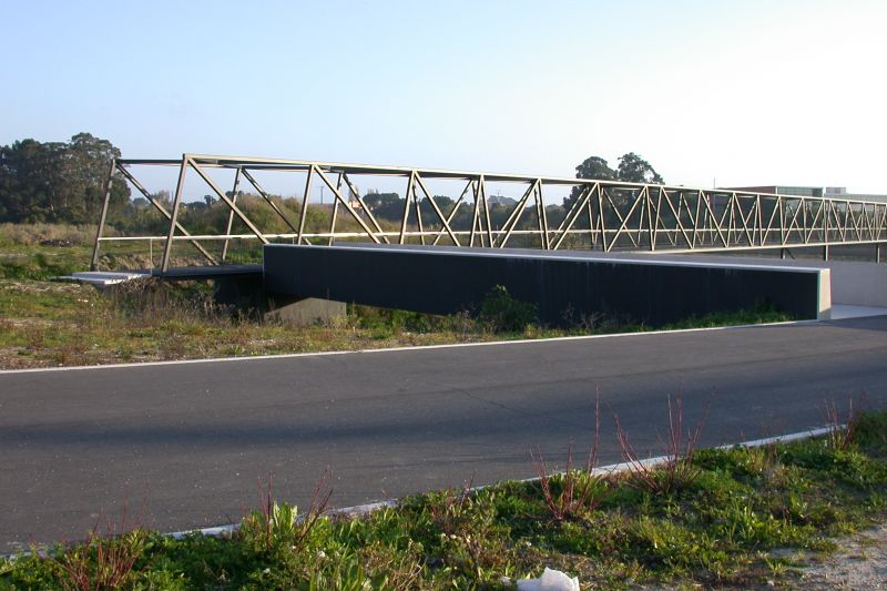 Pedestrian Bridge over the Esteiro de S. Pedro