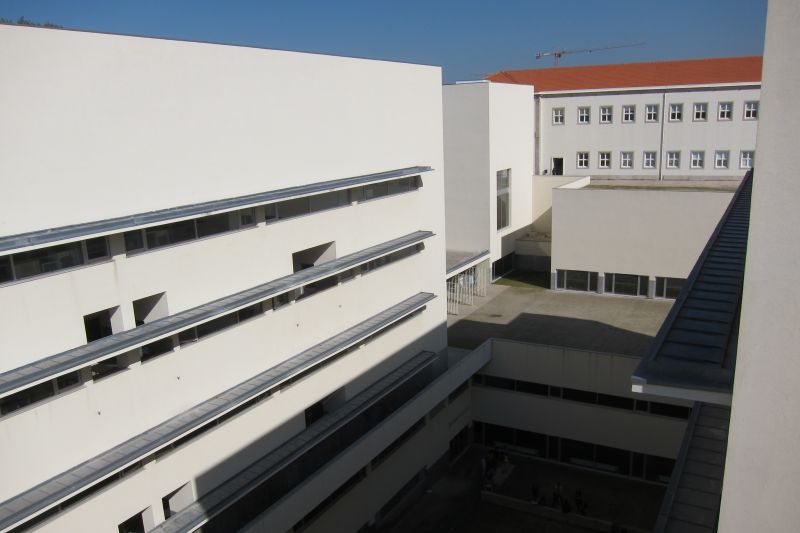 New ICBAS Facilities and Faculty of Pharmacy