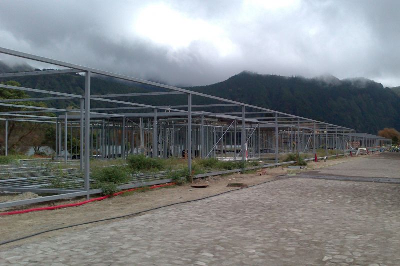 Urban Front and Tea House in Sete Cidades Lagoon