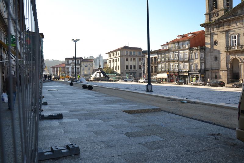 Requalificação Urbanística da Praça do Toural, Alameda de S. Dâmaso e Rua Sto António