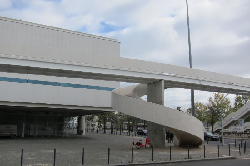 Passage pour Piétons du Nouveau Musée des Carrosses