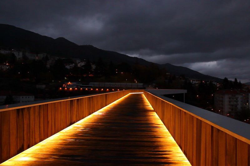 Pedestrian Bridge over the Ribeira da Carpinteira