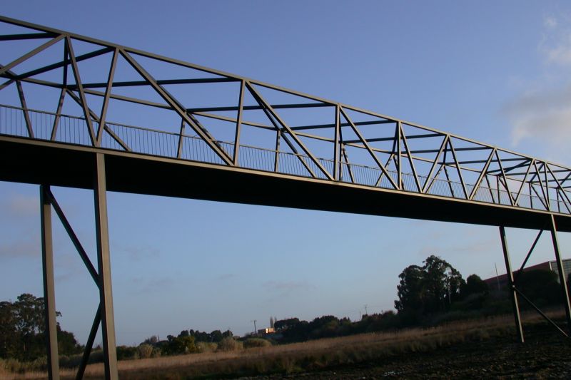 Pedestrian Bridge over the Esteiro de S. Pedro