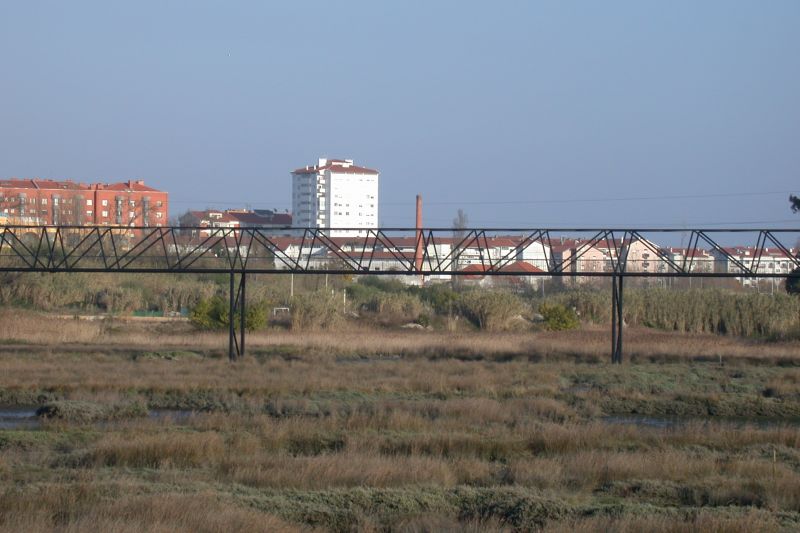 Ponte Pedonal sobre o Esteiro de S. Pedro