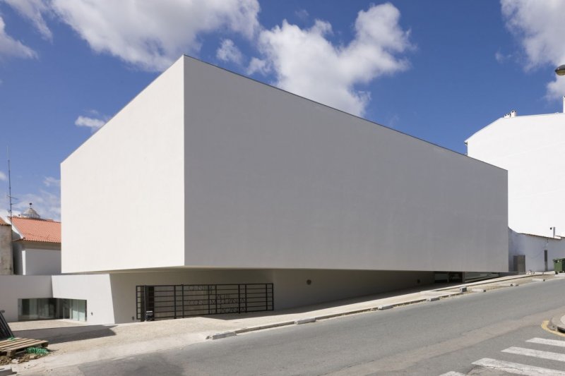 Graça Morais Contemporary Art Centre