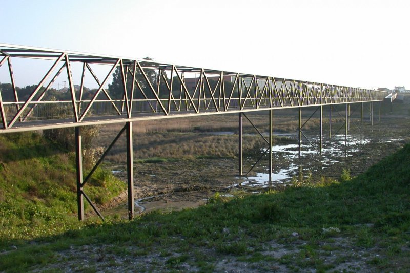 Pedestrian Bridge over the Esteiro de S. Pedro